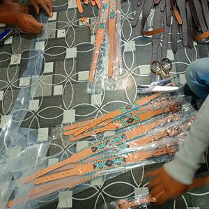 Collier pour chien en cuir de vache orné de perles, avec travail manuel et sculpture, fabricant en gros, sur mesure - Product Image 5