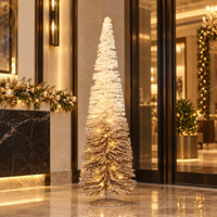 Sapin de Noël mince pré-éclairé avec dégradé ombré et finition pailletée champagne pour la décoration de la maison, des hôtels, des événements et des fêtes