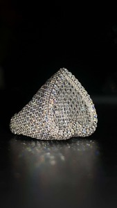 Anillo de Corazón de Moissanita de Lujo con Diseño de Pavé Completo, Piedras Brillantes, Joyería de Moda Elegante y Atrevida - Product Image 5