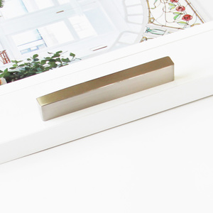 Tiradores Modernos Ecológicos de Aleación de Zinc Cónicos para Gabinetes, Minimalistas, para Cocina, Comedor, Baño, Mesitas de Noche y Armarios - Product Image 6