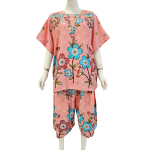 Ensemble de détente d'été pour femme, motif floral, manches courtes, col rond, 100 % coton, pantalon longueur genou, coupe ample, imprimé nœud, tenue décontractée - Product Image 2