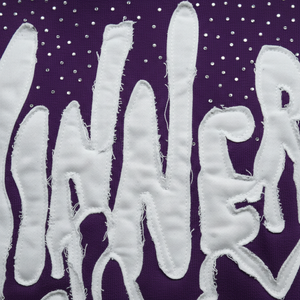 ผู้ผลิตเสื้อฮู้ดดี้โอเวอร์ไซส์ผ้าฝ้ายหนานุ่มแบบกำหนดเอง ประดับด้วยคริสตัล แต่งลายขาดๆ พร้อมงานปักคุณภาพสูง สไตล์สตรีทแวร์ - Product Image 4