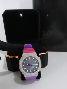 Reloj Hip Hop de Lujo GM2100 con Bisel y Caja con Incrustaciones de Diamantes Moissanite VVS, Pantalla Digital, Nuevo y Moderno - Product Image 3