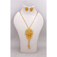 Vente en gros de bijoux en laiton de luxe ensembles de bijoux de mariage plaqué or Dubai afrique ensembles de colliers bijoux pendentif chaîne