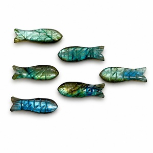 Colgante de cristal de labradorita natural tallada en forma de pez, azul verdoso con juego de colores, 30x10 mm, de Rajastán, para la fabricación de joyas. - Product Image 2