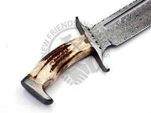 Meilleur Couteau de Chasse et de Survie Artisanal en Acier Damas, Type Bowie à Lame Fixe, Manche en Bois de Cerf, pour le Camping et l'Extérieur, Article de Collection - Product Image 4