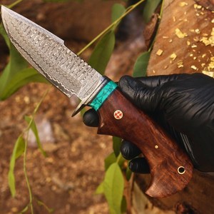 Couteau de chasse Bowie ambidextre THEWIZ CRAFTS, fait main, forgé à la main, en acier Damas, manche en os de 9,9 pouces avec bolster en Damas - Product Image 1