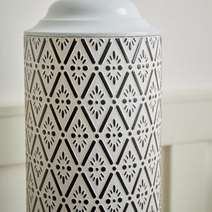Minimalist Coastal Iron Floor <b>Vases</b> <b>Set</b> with Geometric Pattern White and Black Eco-Friendly for Modern Home Decor - Product Image 2