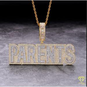 Collar Personalizado con Colgante de Diamantes Cultivados en Laboratorio con la Inscripción 'PARENTS', Chapado en Oro, Estilo Hip Hop, Joyería para Raperos, Regalo - Product Image 5