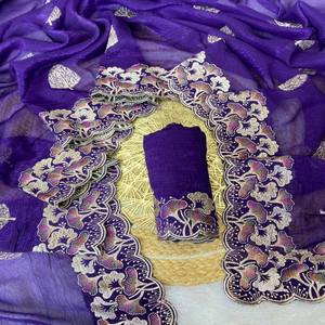 ผ้าส่าหรี VASTRA COTTAGE พรีเมียมแบบกรุบกรอบ พร้อมงานปักดิ้นหลากสีและขอบผ้าลายฉลุ - Product Image 3