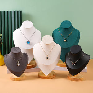 Support de présentation de bijoux en bois moderne de haute qualité avec logo personnalisé, modèle de portrait, coussin en bois - Product Image 3