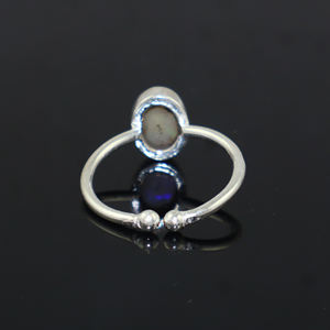 Anillo ajustable de plata de ley 925 con ópalo etíope natural de diseño contemporáneo, forma ovalada, para mujeres y niñas. - Product Image 3