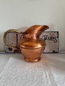 Vintage Hammered Copper Water Pitcher With Metal Handle Decorative <b>Jug</b> For Serving <b>Drinks</b> Wholesale B2B Supply - Product Image 5