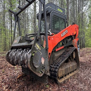 รถตักล้อยางคูโบต้ารุ่นขั้นสูง พร้อมอุปกรณ์ตัดหญ้าแบบ Heavy Duty สำหรับงานพื้นที่เชิงพาณิชย์ - Product Image 5