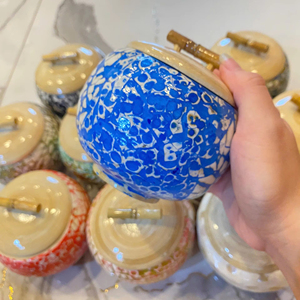 โถไม้ไผ่ลายเปลือกมุก งานฝีมือประณีตจากไม้ไผ่และเปลือกมุก สำหรับใช้เก็บของและตกแต่งบ้าน ผลิตในเวียดนาม - Product Image 1