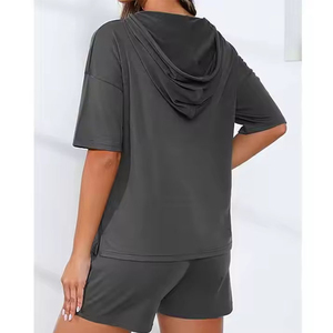 Conjunto de 2 Piezas para Mujer, Moderno, de Spandex/Poliéster, Camiseta y Pantalones Cortos hasta la Rodilla, Transpirable, de Secado Rápido, Ecológico, Informal - Product Image 2