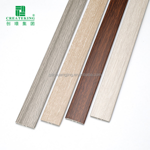 Moulures en PVC pour revêtements <span class=keywords><strong>de</strong></span> sol SPC - Product Image 2