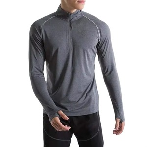 เสื้อโปโลแขนยาวสีเทาสำหรับผู้ชาย คอตั้ง ซิป ¼ ตัว ทรงเข้ารูป แห้งเร็ว ผ้าถัก สีพื้น สไตล์ลำลอง โพลีเอสเตอร์ 100% - Product Image 4