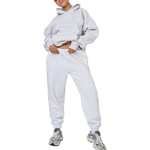 Ensemble de survêtement unisexe en polyester délavé à l'acide, design uni, pour entraînement sportif, comprenant T-shirts et shorts, style jogger coupe-vent, collection 2026, vente en gros - Product Image 1