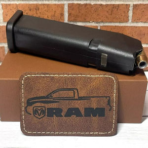 แพทช์หนังเทียมแบบกำหนดเองปี 2026 คุณภาพสูง รูปทรงสี่เหลี่ยมผืนผ้า ติดด้วยกาว PU สำหรับติดหมวก - Product Image 2