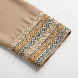 Kimono Abaya 2025 OEM con Cuentas, Tela de Poliéster Gruesa y Suave de Alta Elasticidad, Cuello en V, Manga Larga, Largo hasta el Tobillo, para Mujeres Musulmanas - Product Image 5