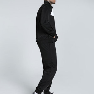 Nouveaux survêtements décontractés respirants et légers pour hommes, de qualité supérieure, en polyester, uniformes très vendus - Product Image 3