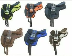 Nuevo Estilo UNBRAND Freemax TI-MN-11 Sillín Freemax Hecho a Mano con Madera Sintética Genuina, Herrajes de Acero Inoxidable, Duradero y Cómodo - Product Image 1