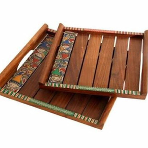 Juegos de posavasos florales vintage color crema con soporte de madera para casas clásicas, disponibles a precios de mayorista para cualquier propietario de tienda. - Product Image 2