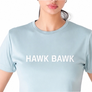 เสื้อครอปท็อปพิมพ์ลายสำหรับผู้หญิง คอกลม แขนสั้น สไตล์ลำลอง สำหรับฤดูร้อน รับผลิตแบบ OEM พร้อมออกแบบลายพิมพ์ตามสั่ง - Product Image 4