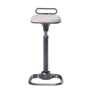 Chaise de bar de café style tendance en PVC beige ZERO, gagnante du prix Reddot - Product Image 1