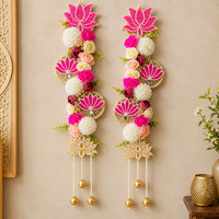 Décoration Murale Florale Lotus Rose avec Pendentifs Perles et Pompons, Toran de Porte pour Mariage, Festival, Mandir, Décoration Intérieure, Article Cadeau pour Événement Pooja