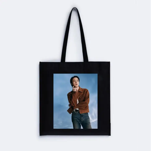 ของขวัญพิเศษพิมพ์ลายไอดอลตามสั่ง คอนเสิร์ตเคป๊อป 2026 กระเป๋าสะพายไหล่ซิปแฟชั่นผู้หญิง ผ้าแคนวาสนุ่ม ผ้าอ๊อกซ์ฟอร์ด - Product Image 4