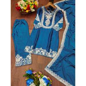 Conjunto de Traje de Satén de Diseño con Bordado y Secuencia de Codificación - Product Image 1