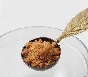 Cuillères doseuses artisanales en or avec bols noirs, ensemble d'outils de mesure en métal, parfait pour la cuisine et la pâtisserie - Product Image 5