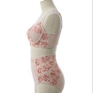 Ceinture de maintien gothique brodée à la main pour un maintien ferme de la taille, idéale pour les tenues traditionnelles, vente en gros, fournisseur OEM en vrac - Product Image 5