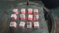 Charbon de bois en briquettes indonésien de qualité supérieure : indispensable pour les amateurs de Shisha Lover Indonesia Products.