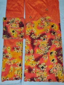 Robe de mariée nigériane classique et élégante en George blanc, motif floral brodé de haute qualité, 100 % polyester, style ethnique et culturel - Product Image 6