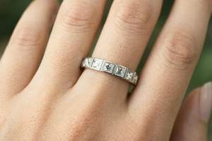 Anillo de eternidad completo con diamantes de moissanita de corte francés romántico para unisex, plata fina 925 original, sorpresa de boda para novia - Product Image 4