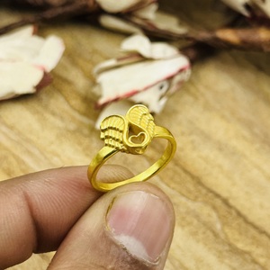 Nouvelle bague aile d'ange céleste très demandée, en laiton délicat, plaqué or 18 carats, motif cœur bohème pour femme, pour la vente en gros/OEM/ODM - Product Image 5