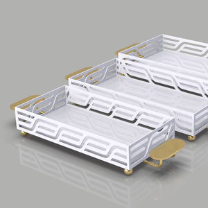 Plateau de service carré de luxe en fer poli, écologique, avec design décoratif doré, idéal pour les cadeaux d'affaires du Ramadan, destiné aux marchés des Émirats arabes unis et d'Arabie Saoudite - Product Image 1