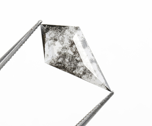 Diamante de laboratorio suelto de 1.0 ct con corte Fancy Kite, perforado con láser, tipo Sal y Pimienta, personalizado, venta al por mayor a precio de fábrica - Product Image 2