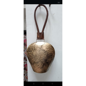 Cloche de Noël rustique en métal gravée Arbre de Vie avec sangle en cuir, style vintage, pour la maison et le jardin, vente en gros - Product Image 2