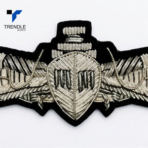 Parche Bordado con Alas y Corona, Insignia Termoadhesiva de Tela, Parche de Tela Tejida de Forma Irregular - Product Image 6