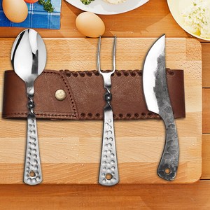 Juego de Cuchillos Vikingos Forjados a Mano, con Mango de Acero Inoxidable y Textura de Damasco, para Camping y Caza al Aire Libre, 3 Cuchillas - Product Image 1