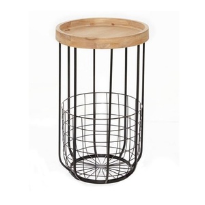 Tabouret latéral à base de cadre en métal et fer Table basse Table avec panier en fil métallique avec poignée latérale et dessus en bois - Product Image 6