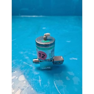 Interruptor de Presión Digital CKD 31-00015G, Usado, Piezas de Equipos Semiconductores Legacy - Product Image 4