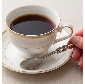Ensemble de couverts à poignée avec nœud élégant, parfait pour les repas de mariage, les fêtes de cuisine et la vaisselle de restaurant - Product Image 2