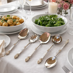 Juego de Cucharas para Servir Lustro Serve Collection Opal Grace, Cucharas de Lujo con Diseño de Concha, Juego de Regalo Regal Pearl, Cucharas Divine Lustre para Fiestas - Product Image 2