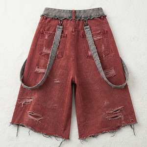 Shorts Bermuda Homme Rouge Délavé à Jambes Larges avec Bretelles Grises Amovibles en Toile 100% Coton, Taille Élastique et Respirant - Product Image 2
