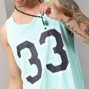 Camiseta sin Mangas de Punto Azul Claro para Hombre con Estampado del Número 33, Cuello Redondo, Estilo Casual, Transpirable - Product Image 6